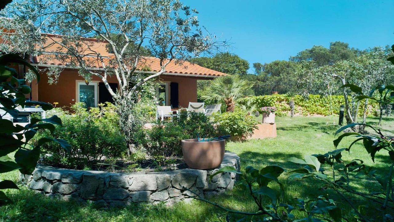 Nakato Villa Frejus Bagian luar foto