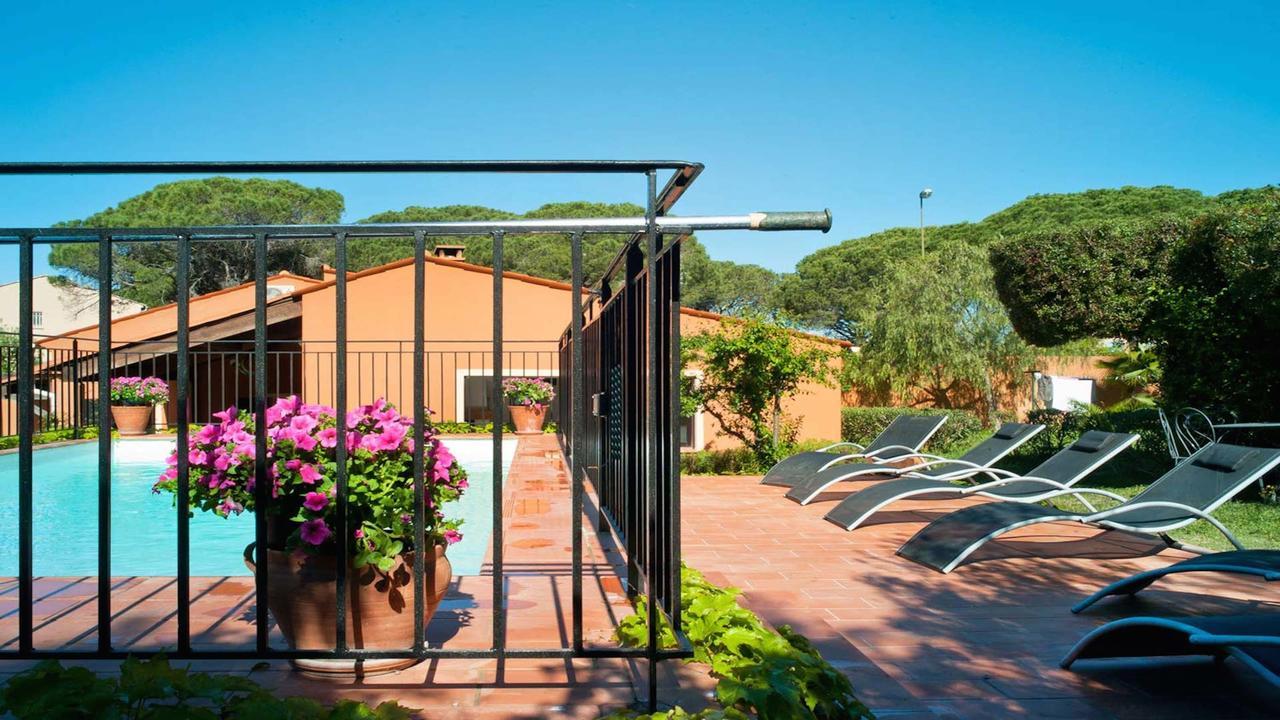Nakato Villa Frejus Bagian luar foto